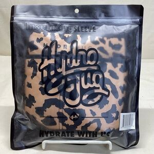 HydroJug Insulating Sleeve Savannah Leopard Print - New In Package!!
